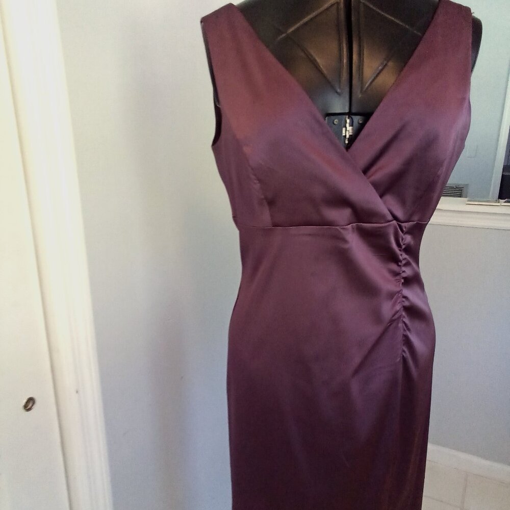 Party Dress Midi, Size 12, Color Mauve it looks purple.